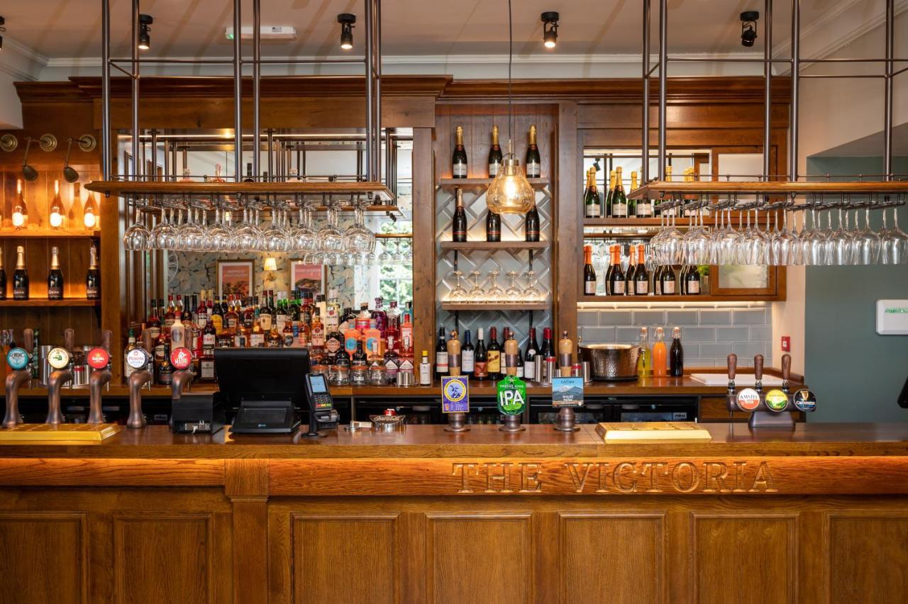 Victoria Hotel By Chef & Brewer Collection 梅奈布里奇 外观 照片